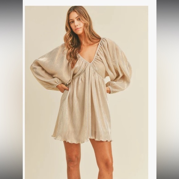 MABLE Wrinkle Metallic Party Dress In Champagne‎ - Beige pleated party holidays - Picture 1 of 12